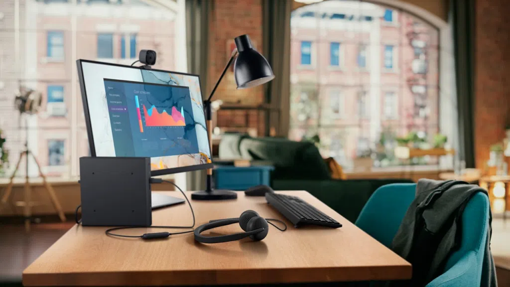 Dell lança headsets com ai e bateria de até 78 horas. Empresa lança dois modelos em variantes com fio e sem fio, com certificação para microsoft teams e zoom e cancelamento de ruído