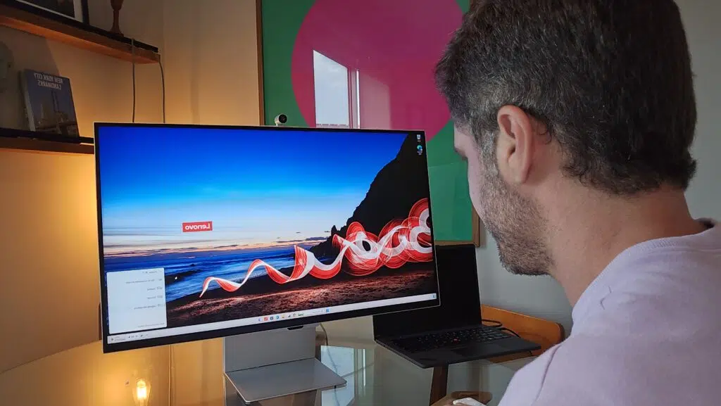 Review: samsung viewfinity s9 é um monitor 5k completo para trabalho e entretenimento. Voltado para profissionais, monitor oferece produtividade para o dia a dia e seu sistema operacional deixa seu uso ainda mais completo. Confira nossa opinião