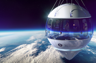 到 2025 年，游客将能够乘坐热气球前往太空。该行程由 spacevip 和 space view 公司设计，其中包括与米其林 2 星厨师共进晚餐。了解更多