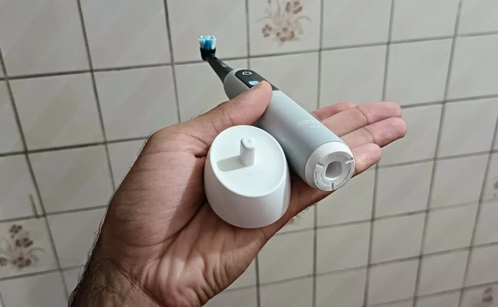 Carregador da oral-b io6