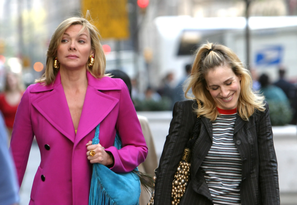 Por que samantha não está em... And just like that?. Entre desavenças com sarah jessica parker e insatisfação salarial, saiba por que kim cattrall não está no elenco de... And just like that, que terminou sua 1ª temporada