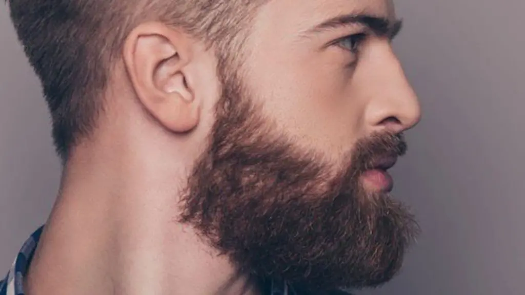 Por que alguns homens ficam mais bonitos com barba?. Já dizia o ditado: barba é a maquiagem do homem. Uma pesquisa se aprofundou no tema e explica por que o uso da barba pode deixar os homens mais atraentes (ou não).