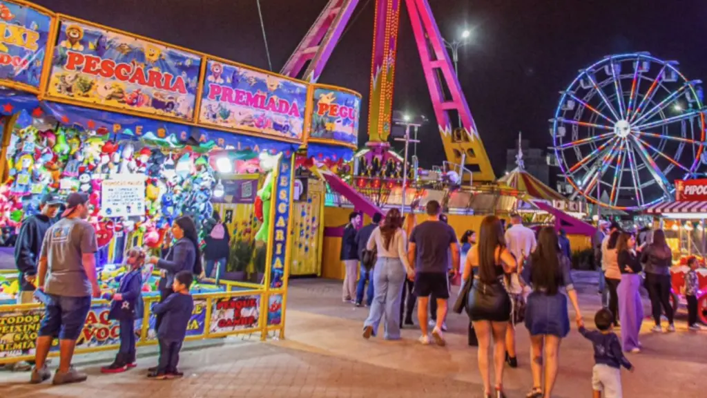 Festa junina: onde se divertir em são paulo, rio de janeiro, paraná e outros estados. Arraiais e quermesses estão mais na moda do que nunca e conquistam o coração dos brasileiros. Veja os melhores