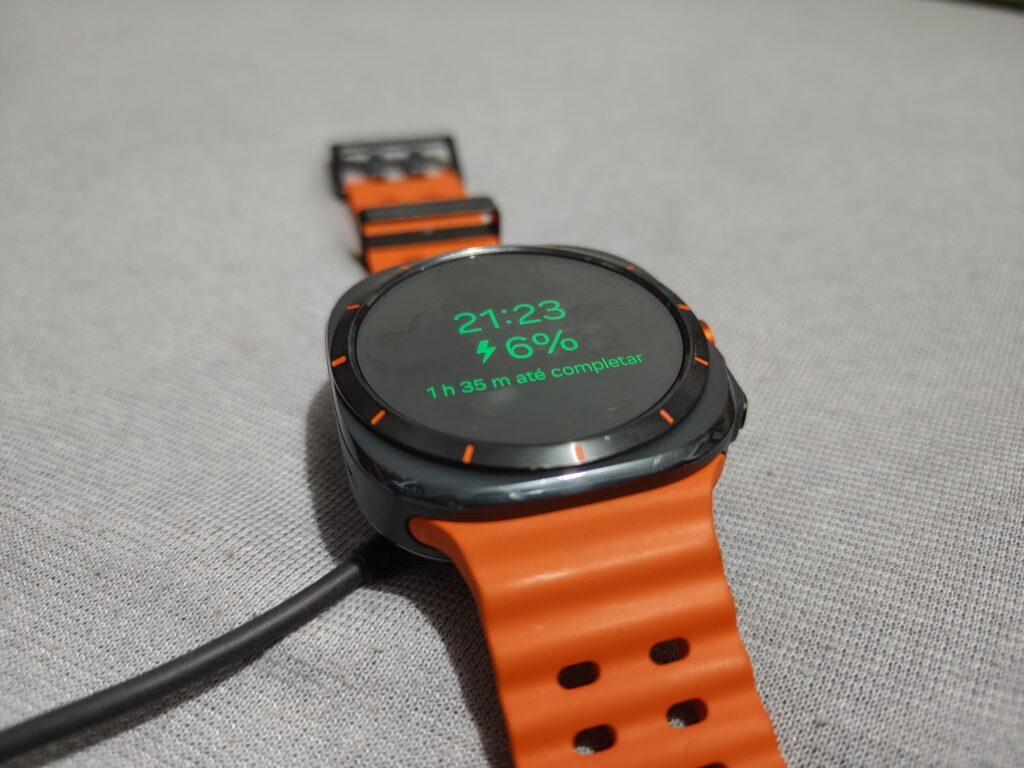 Galaxy watch ultra recarregando