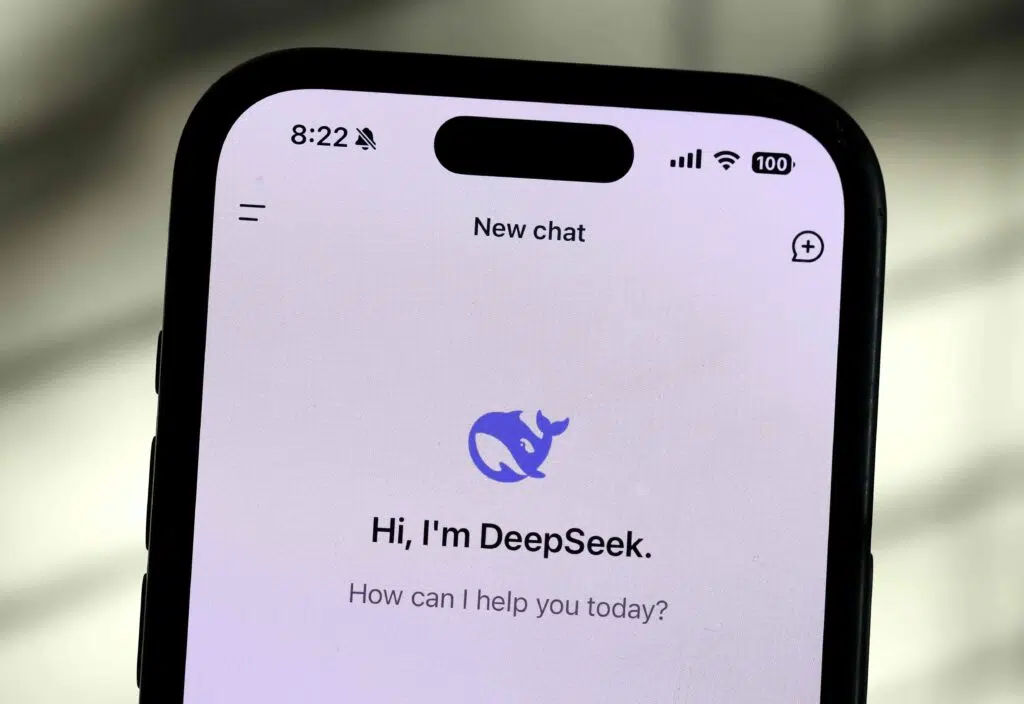 Aplicativo do deepseeek instalado em um iphone