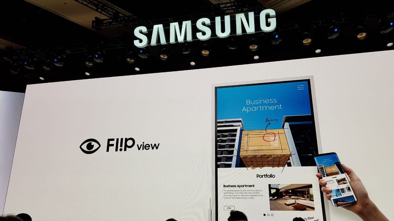 Samsung flip: quadro interativo para reuniões é destaque na futuro | rio. Na conferência que dura apenas dois dias, o samsung flip esteve presente no lounge principal para demonstrar como deveriam ser as reuniões de hoje em dia.