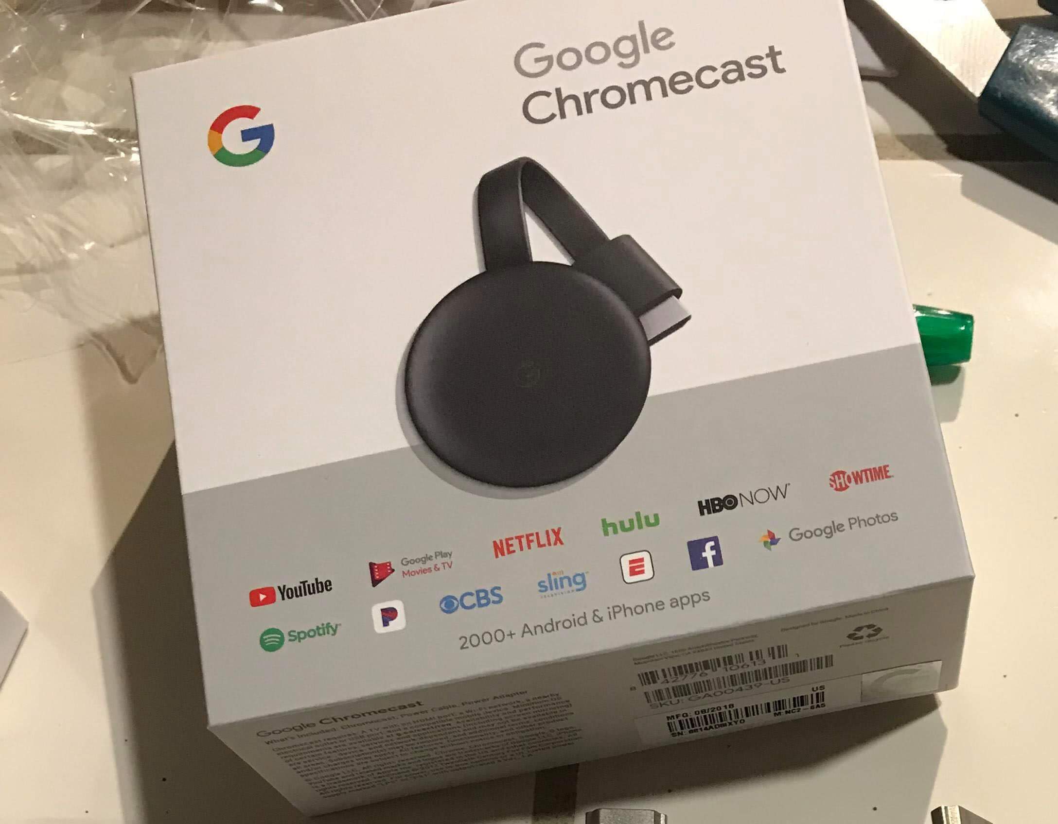 Google's chromecast. Chromecast 3 поколения. Google Cast. Chromecast youtube. Chromecast китайский аналог.